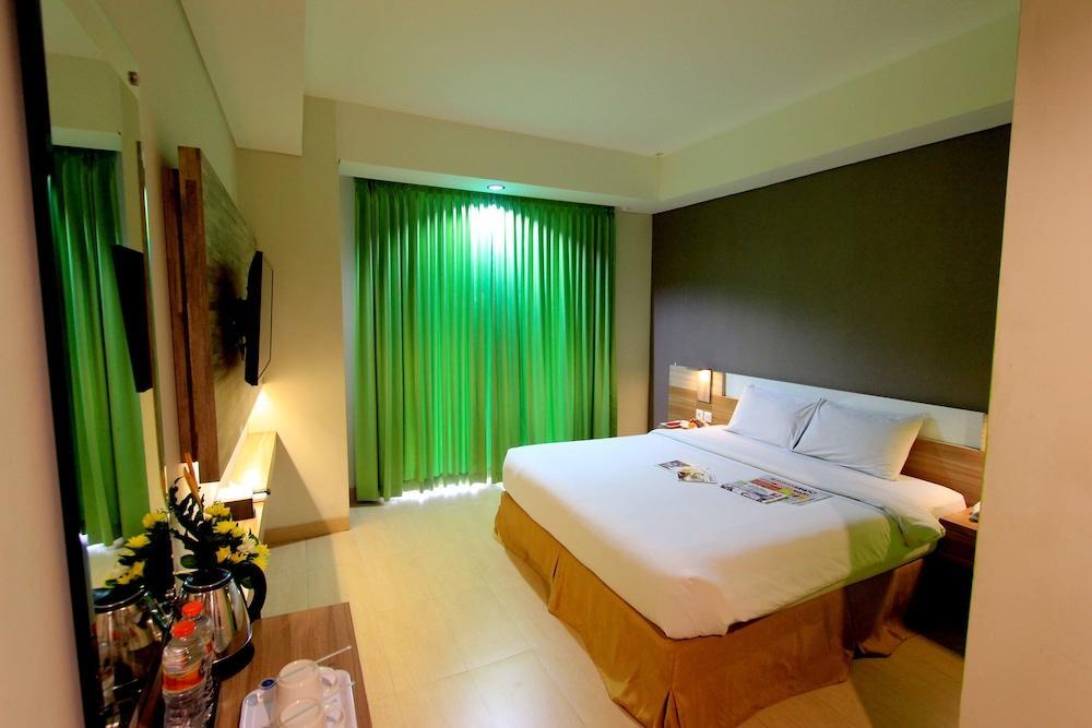 Hotel Fortunagrande Seturan Yogyakarta Maguwo Zewnętrze zdjęcie