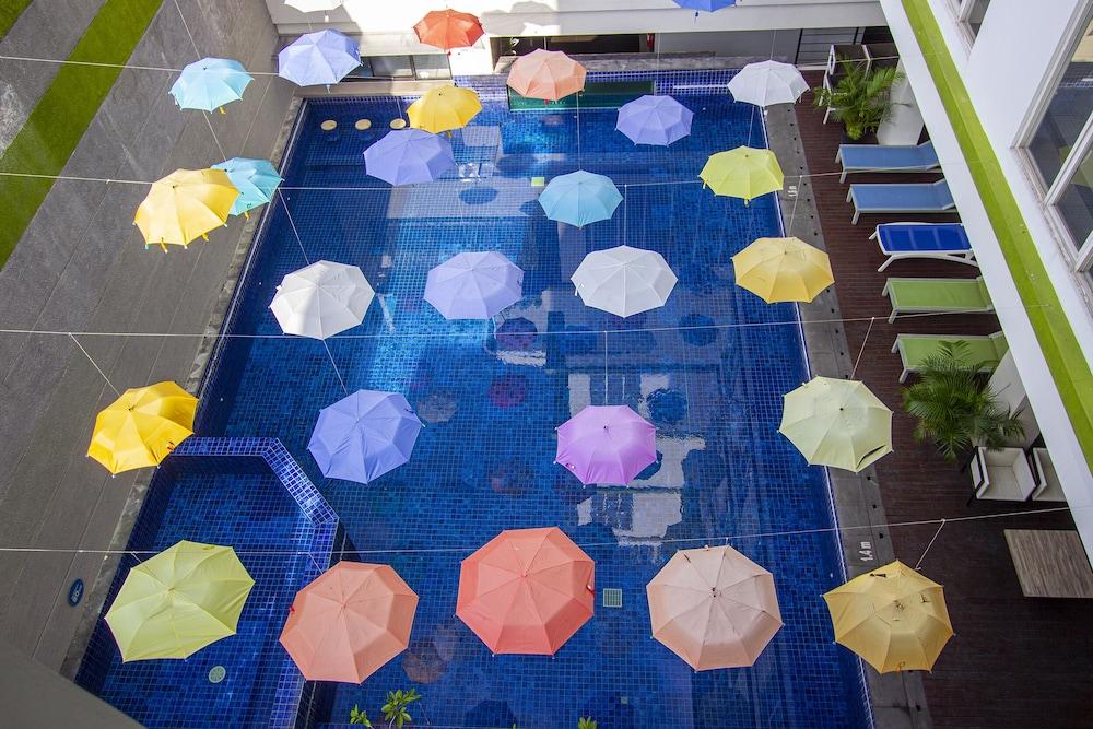 Hotel Fortunagrande Seturan Yogyakarta Maguwo Zewnętrze zdjęcie