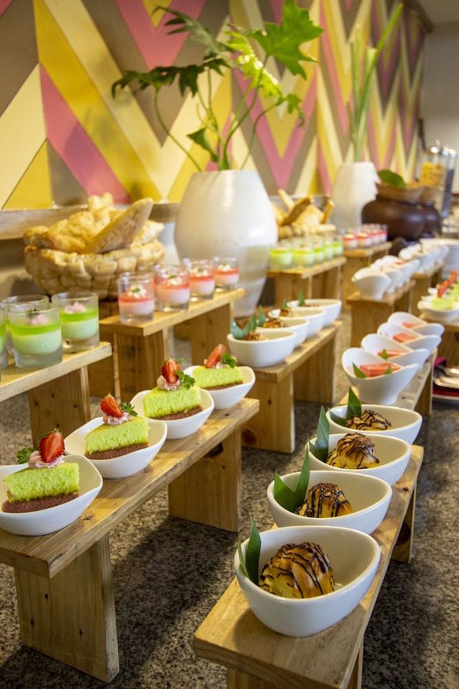 Hotel Fortunagrande Seturan Yogyakarta Maguwo Zewnętrze zdjęcie