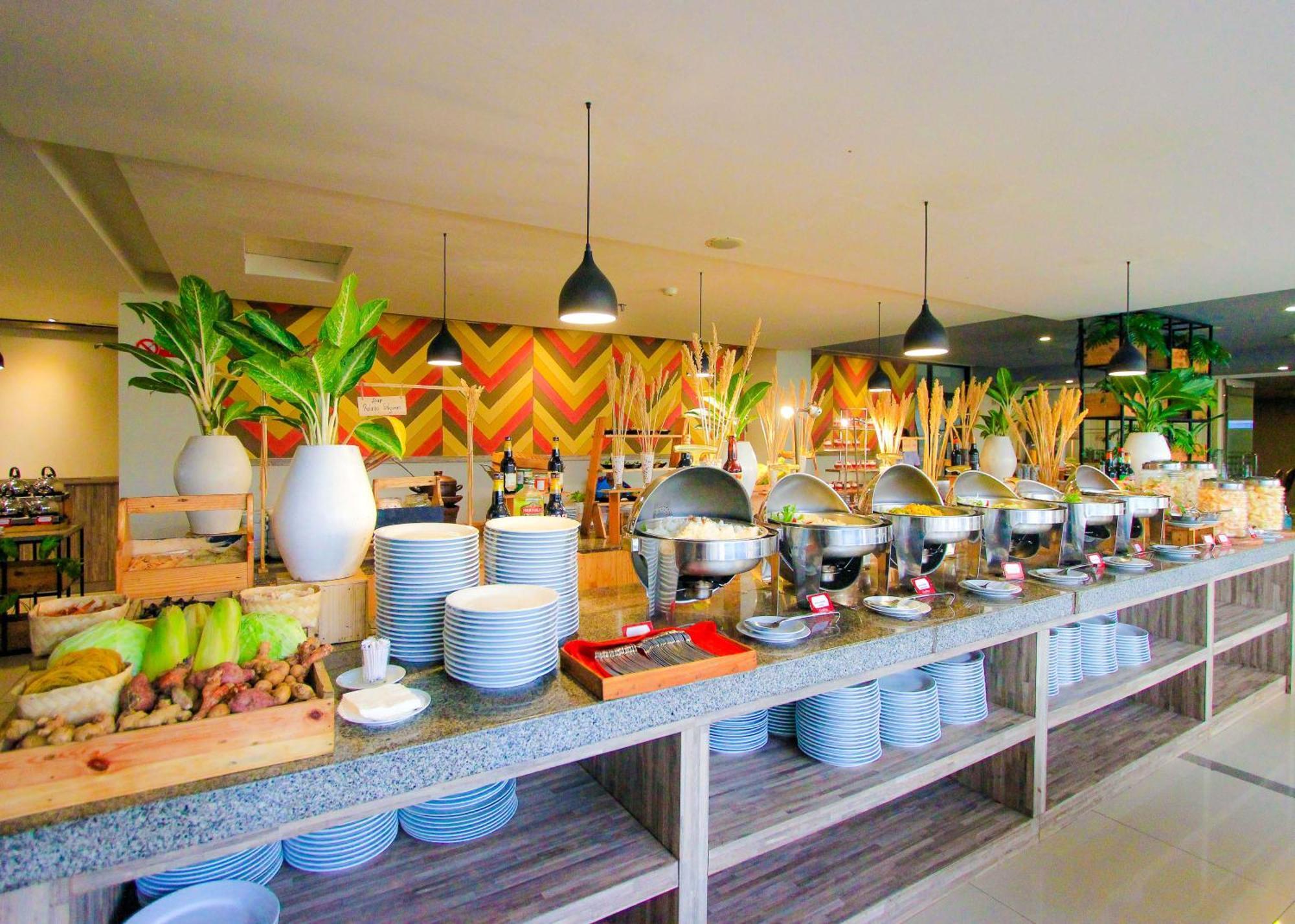 Hotel Fortunagrande Seturan Yogyakarta Maguwo Zewnętrze zdjęcie
