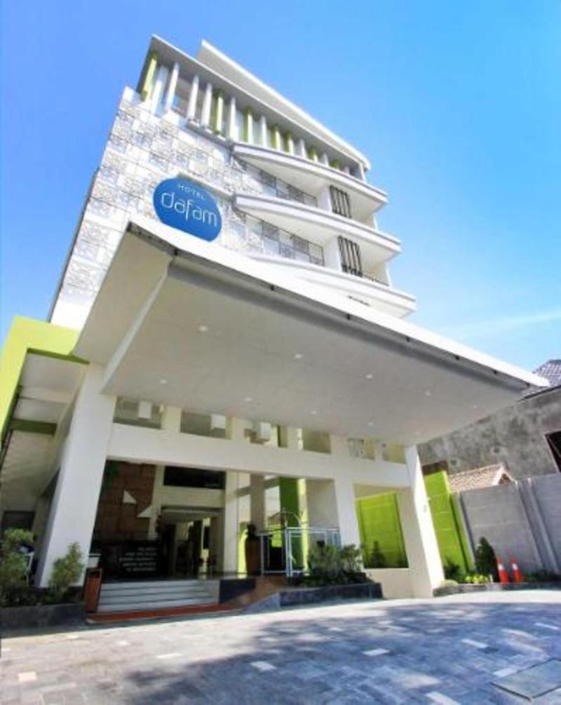 Hotel Fortunagrande Seturan Yogyakarta Maguwo Zewnętrze zdjęcie